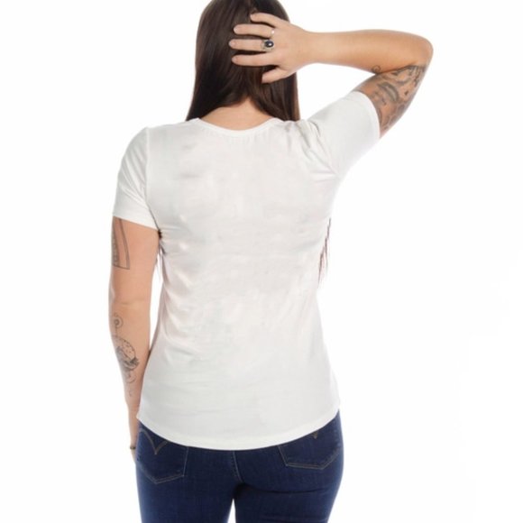 New Ivory V-Neck Skull Tee Surrounded by Lilies Embellished by Rhinestones - Picture 2 of 3